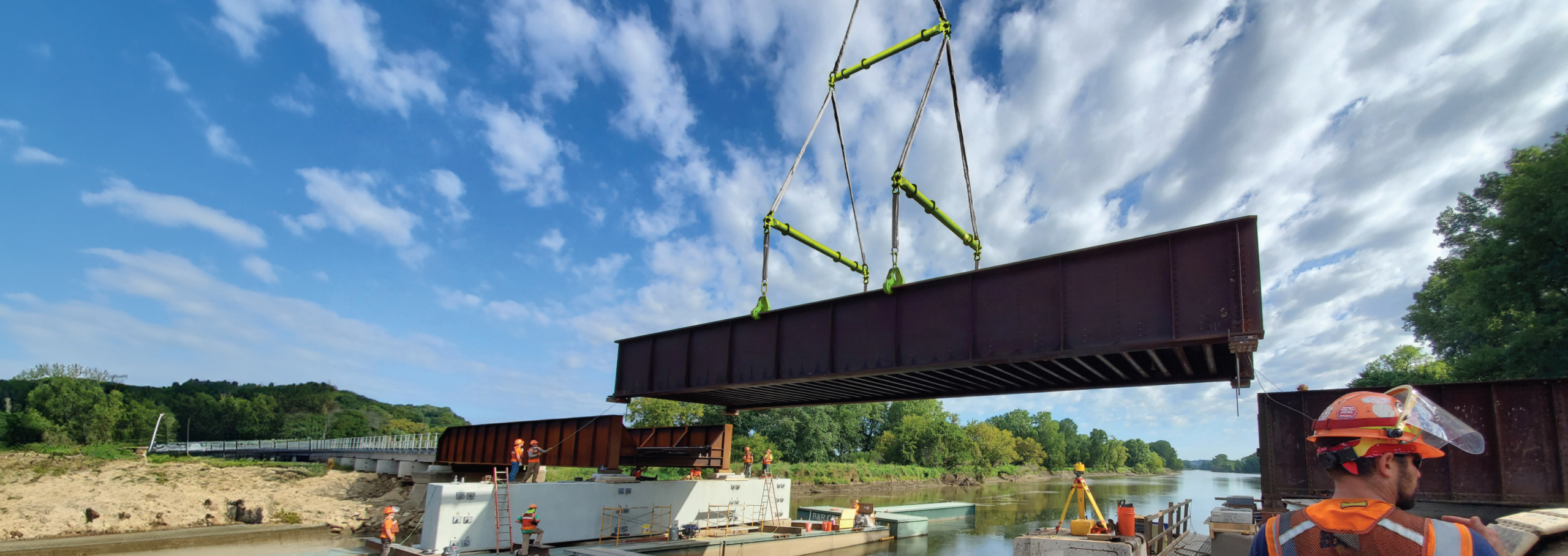 LGH works with the infrastructure industry to provide rigging and lifting solutions.